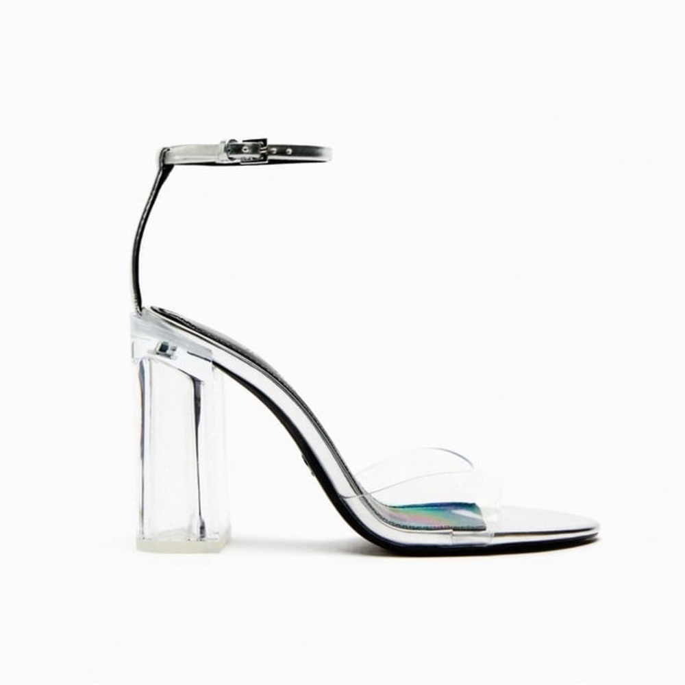 NWT. Zara Silver Vinyl Block Heel Sandals. Size 8. - Picture 2 of 9